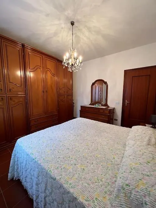 Apartment Appartamento Bosco In Citta Cade Italy